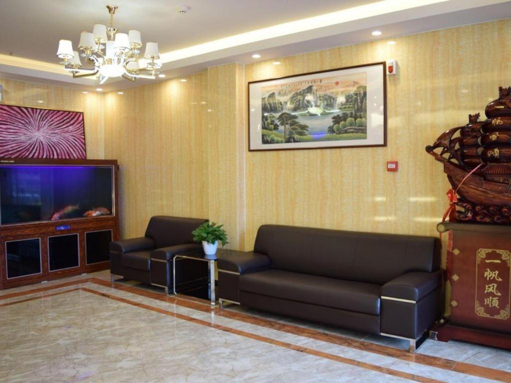 Greentree Inn Zhengzhou Xinzheng City Longhu Town Xiangyun Road Express Hotel Extérieur photo