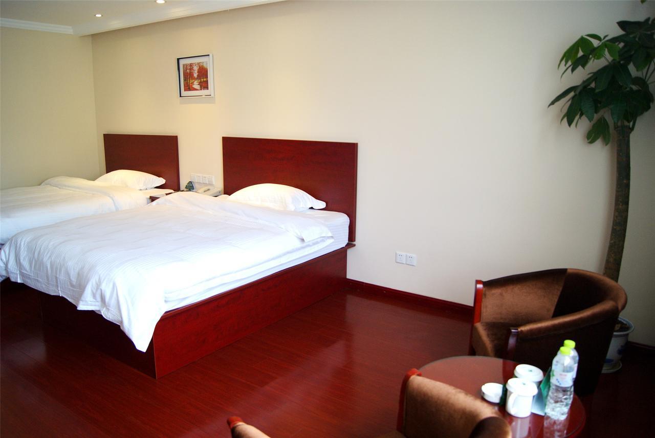 Greentree Inn Zhengzhou Xinzheng City Longhu Town Xiangyun Road Express Hotel Extérieur photo