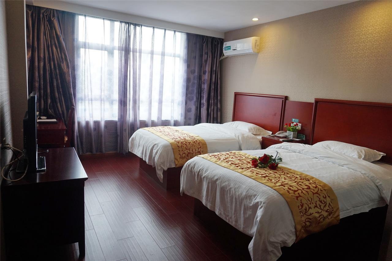 Greentree Inn Zhengzhou Xinzheng City Longhu Town Xiangyun Road Express Hotel Extérieur photo