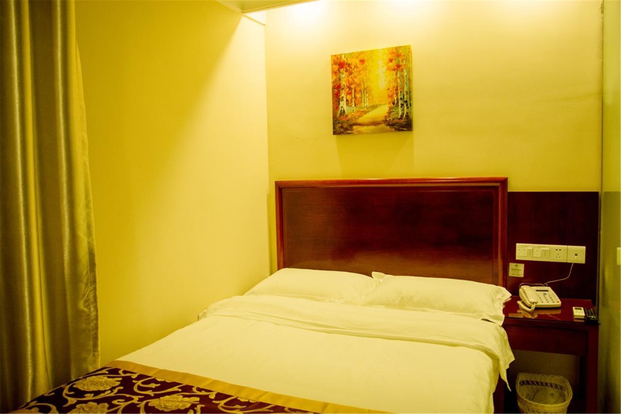 Greentree Inn Zhengzhou Xinzheng City Longhu Town Xiangyun Road Express Hotel Extérieur photo