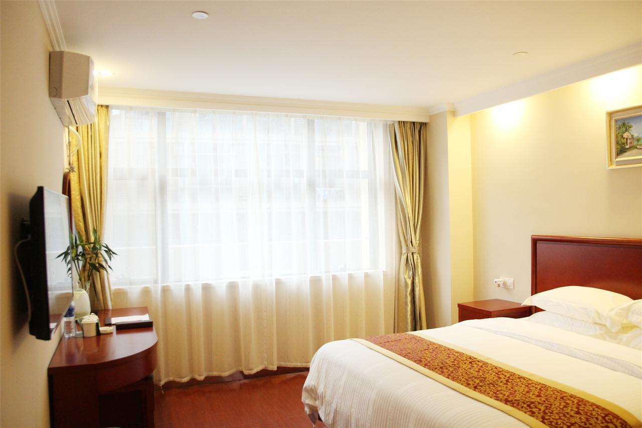 Greentree Inn Zhengzhou Xinzheng City Longhu Town Xiangyun Road Express Hotel Extérieur photo
