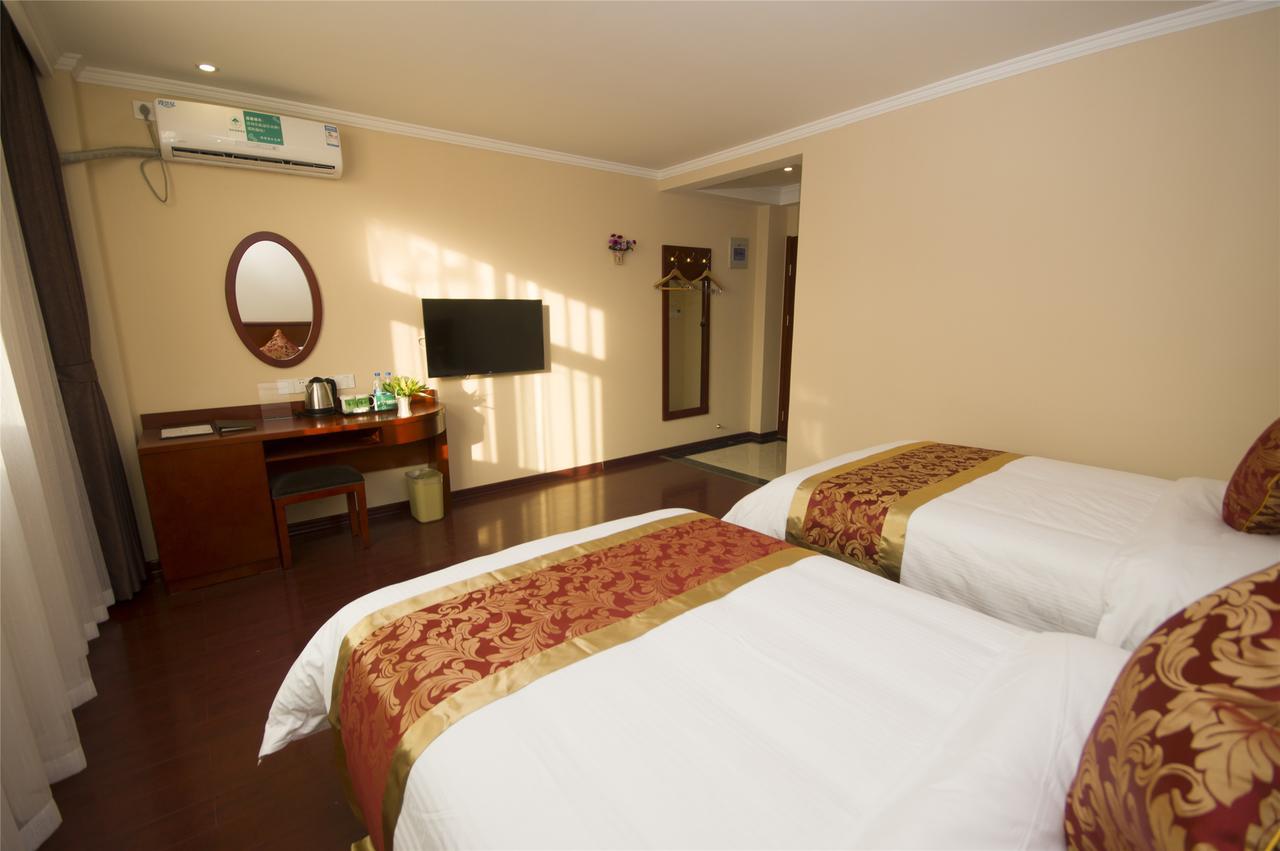 Greentree Inn Zhengzhou Xinzheng City Longhu Town Xiangyun Road Express Hotel Extérieur photo